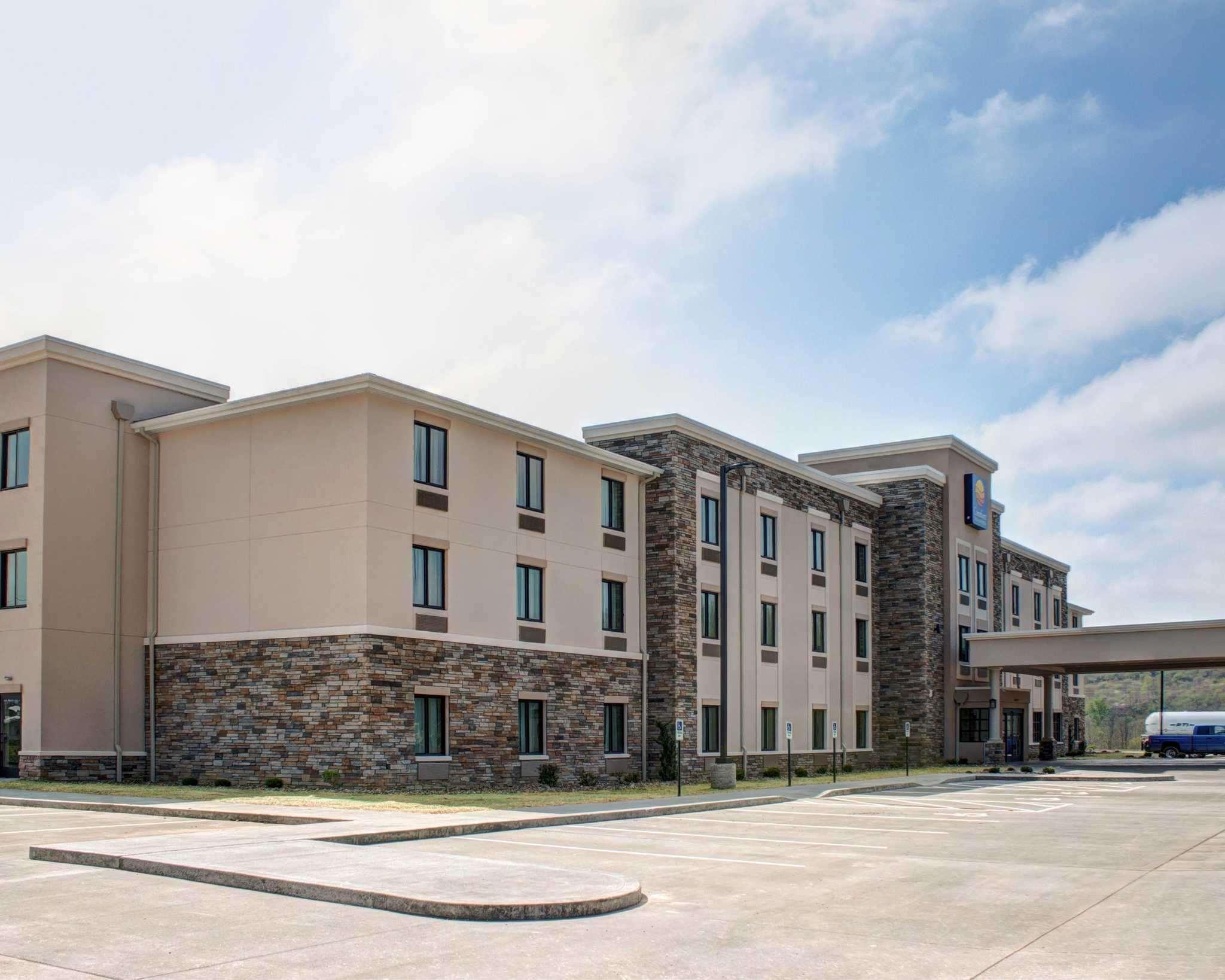 Comfort Inn & Suites Caldwell Exterior photo